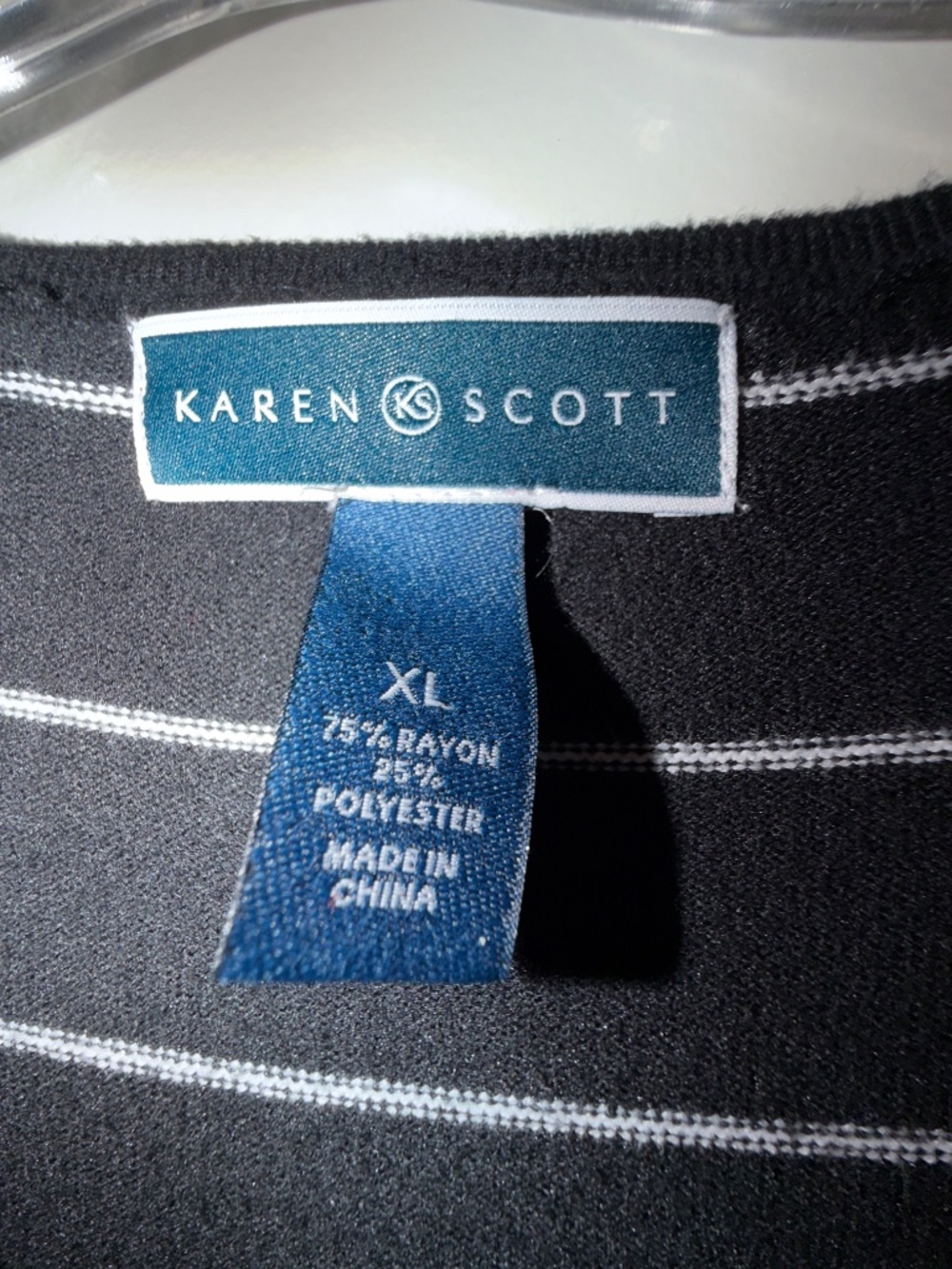 Karen Scott Black & White Striped Button‑Front Cardigan – Size XL - Picture 3 of 3